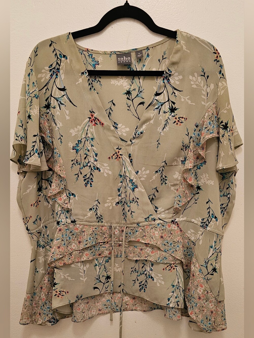 New York & Company - Pale Green Floral Drawstring Waist Blouse.